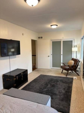 City Experience in the Heart of Downtown Berkley